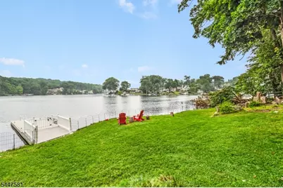 209 Hudson Ave, Hopatcong, NJ 07843 - Photo 31