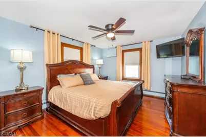 164 Day St, Clifton, NJ 07011 - Photo 15