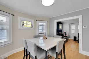 434 E 3rd Ave, Roselle, NJ 07203 - Photo 11