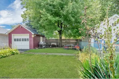 434 E 3rd Ave, Roselle, NJ 07203 - Photo 29