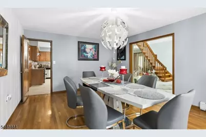40 Vista Dr, Marlboro Township, NJ 07751 - Photo 15