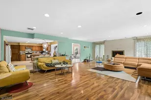 40 Vista Dr, Marlboro Township, NJ 07751 - Photo 7