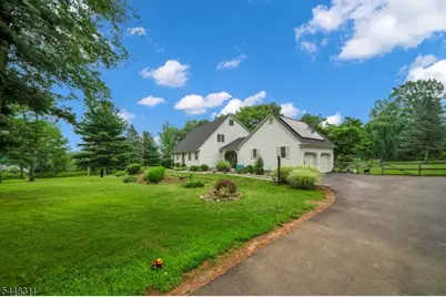 5 Fieldstone Dr, Clinton Township, NJ 08833 - Photo 13