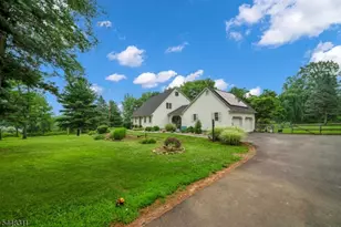 5 Fieldstone Dr, Clinton Township, NJ 08833 - Photo 13
