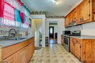 47 Boyden Pkwy, Maplewood, NJ 07040 - Photo 19