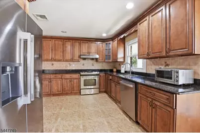 17 Edgewood Ave N, West Orange Township, NJ 07052 - Photo 11