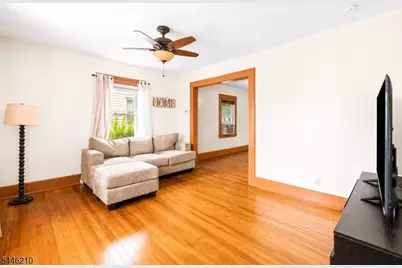 148 Watson Ave, West Orange Township, NJ 07052 - Photo 9