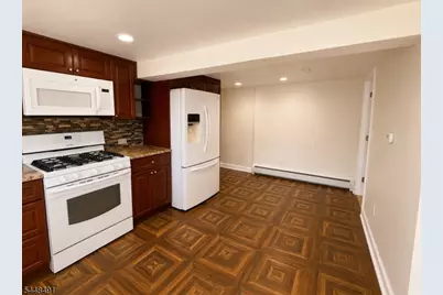 112 Chestnut St, Lodi, NJ 07644 - Photo 7