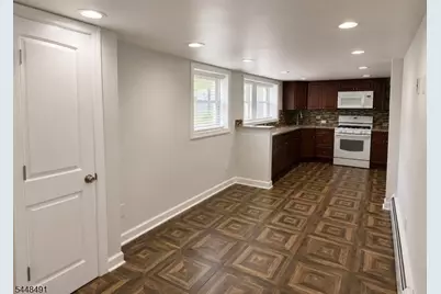 112 Chestnut St, Lodi, NJ 07644 - Photo 3