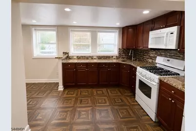 112 Chestnut St, Lodi, NJ 07644 - Photo 5