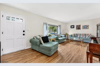 5 Grouse Rd, Hillsborough Township, NJ 08844 - Photo 5