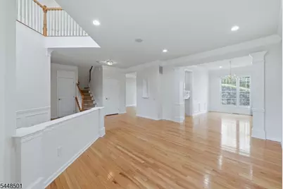 96 Hickory Hill Blvd, Totowa, NJ 07512 - Photo 9