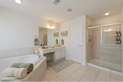 96 Hickory Hill Blvd, Totowa, NJ 07512 - Photo 7