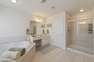 96 Hickory Hill Blvd, Totowa, NJ 07512 - Photo 7