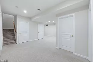 96 Hickory Hill Blvd, Totowa, NJ 07512 - Photo 29