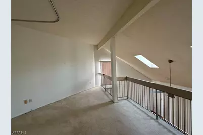 28 Spencer St, Franklin Township, NJ 08873 - Photo 7
