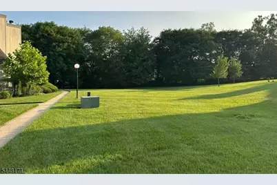 28 Spencer St, Franklin Township, NJ 08873 - Photo 21