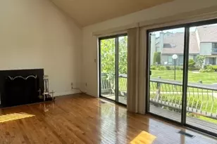 28 Spencer St, Franklin Township, NJ 08873 - Photo 9