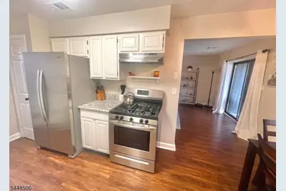614 Sharon Garden Ct, Woodbridge Township, NJ 07095 - Photo 7