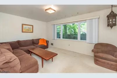 109 Leamoor Dr, Parsippany, NJ 07054 - Photo 7