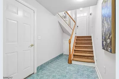 1366 Genovese Ln, Rahway, NJ 07065 - Photo 35
