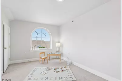 1366 Genovese Ln, Rahway, NJ 07065 - Photo 25