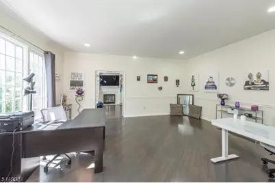 11 Rosewood Ln, Denville, NJ 07834 - Photo 5