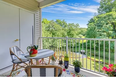 905 Brook Hollow Dr #905, Hanover Township, NJ 07981 - Photo 21