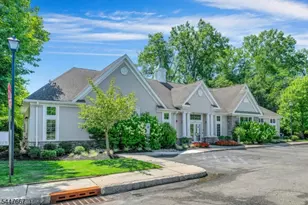905 Brook Hollow Dr, Hanover Township, NJ 07981 - Photo 25