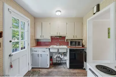 21 Wagner St, Bloomfield, NJ 07003 - Photo 11