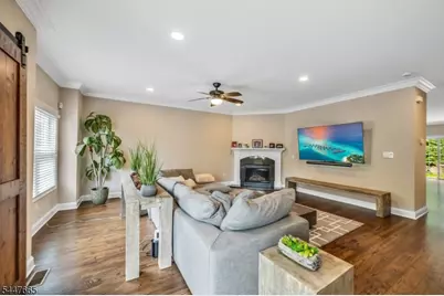 15 Halina Ln, Butler, NJ 07405 - Photo 5