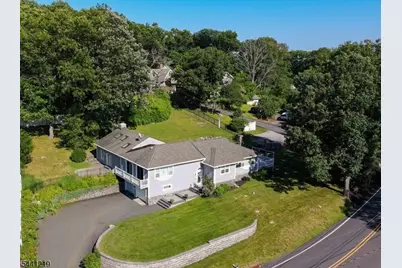 66 Minnisink Rd, Jefferson Township, NJ 07849 - Photo 13