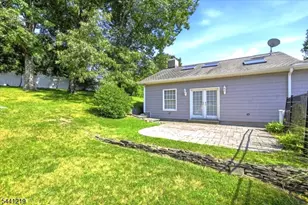 66 Minnisink Rd, Jefferson Township, NJ 07849 - Photo 17