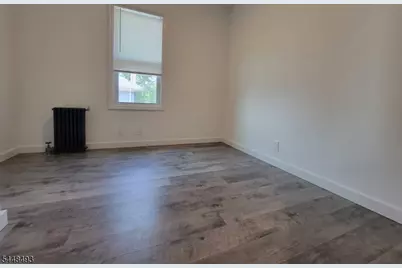 712 W Blancke St, Linden, NJ 07036 - Photo 7