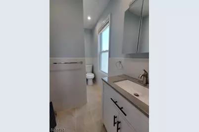712 W Blancke St, Linden, NJ 07036 - Photo 5