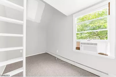33 Asbury Pl, Parsippany, NJ 07878 - Photo 15