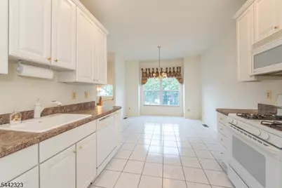305 Cambridge Dr #305, Butler, NJ 07405 - Photo 5