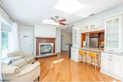 38 Oneida Ave, Hopatcong, NJ 07843 - Photo 3