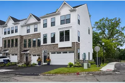 18 Lafayette Ln, Montville Township, NJ 07082 - Photo 1