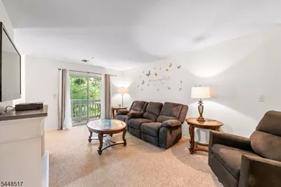 63 Autumn Ct, Roxbury Township, NJ 07852 - Photo 7