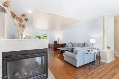 33 Catamaran Ct, Mount Arlington, NJ 07856 - Photo 5