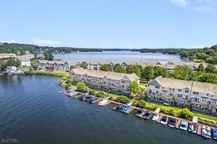 33 Catamaran Ct, Mount Arlington, NJ 07856 - Photo 37