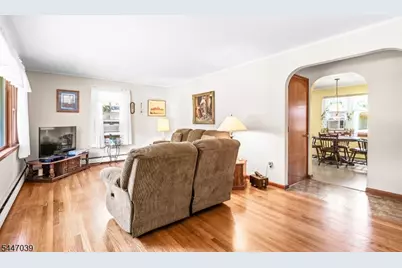 162 Cozy Lake Rd, Jefferson Township, NJ 07438 - Photo 3