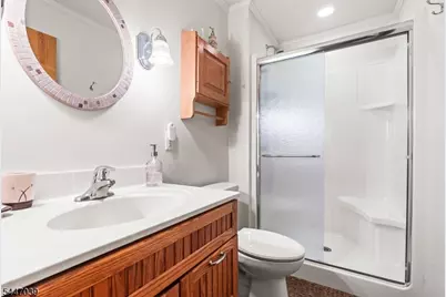162 Cozy Lake Rd, Jefferson Township, NJ 07438 - Photo 13