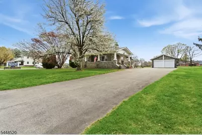 1316 Belvidere Rd, Lopatcong Township, NJ 08865 - Photo 3