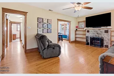 1316 Belvidere Rd, Lopatcong Township, NJ 08865 - Photo 11