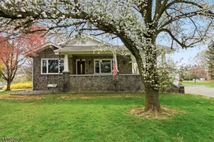 1316 Belvidere Rd, Lopatcong Township, NJ 08865 - Photo 5
