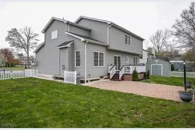 94 Pearl St, Bridgewater, NJ 08807 - Photo 23