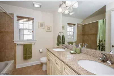 94 Pearl St, Bridgewater, NJ 08807 - Photo 19
