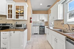 206 Mortimer Ave, Rutherford, NJ 07070 - Photo 13